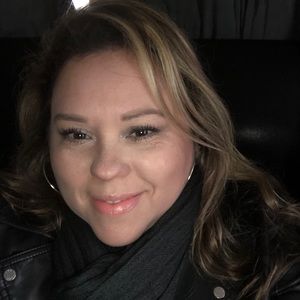 Meet your Posher, Diana